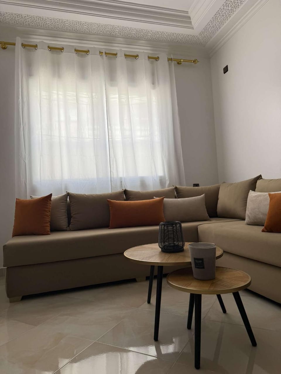 Appartement lumineux proche Grotte d Hercule Aéroport et Stade Achakar Apartment in Tangier