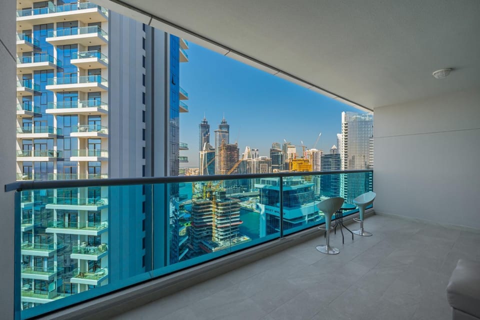 Balcony/Terrace, City view