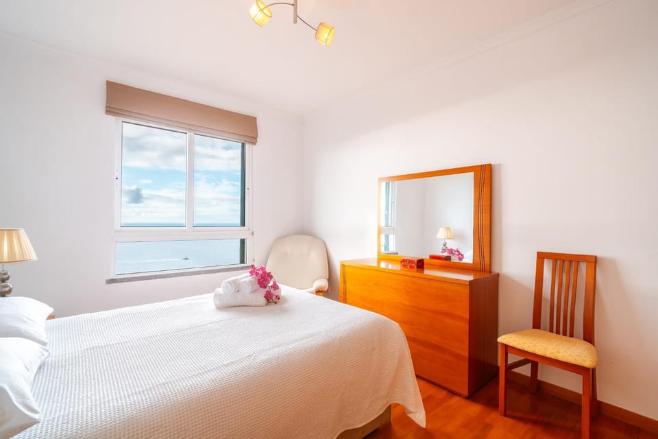 View (from property/room), Bedroom, Sea view