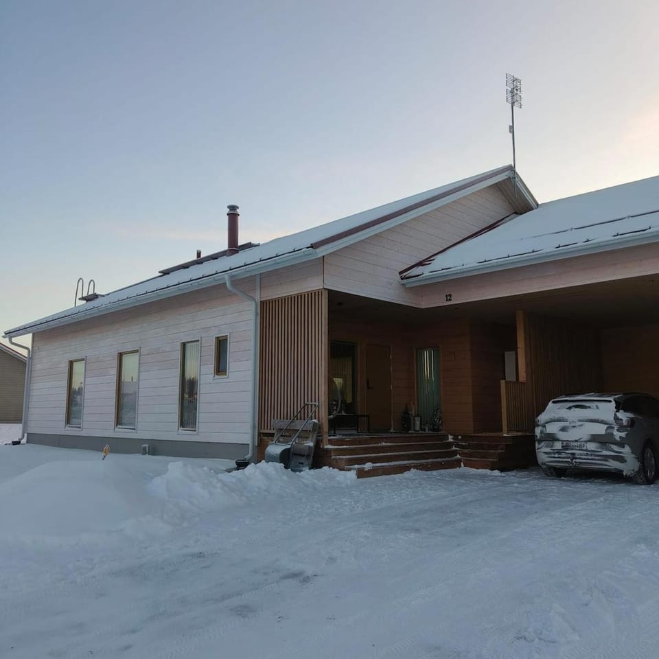 Brand new log villa Apartment in Rovaniemi