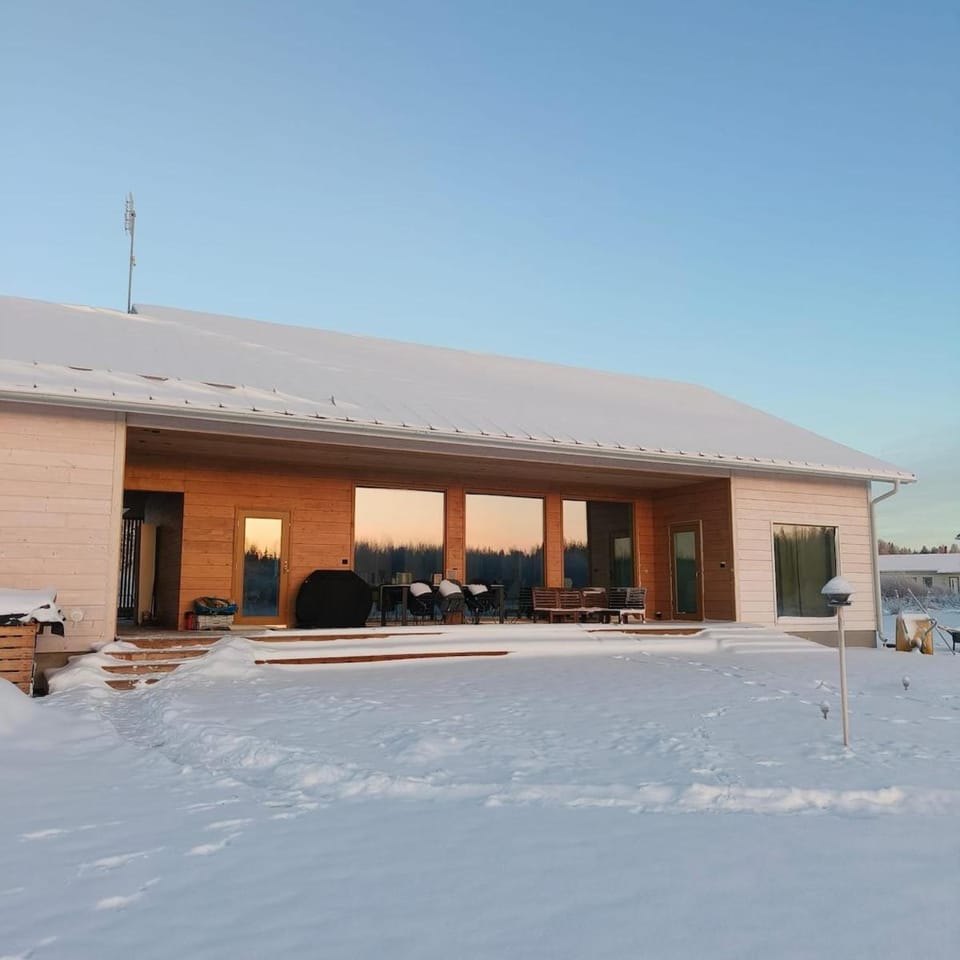 Brand new log villa Apartment in Rovaniemi