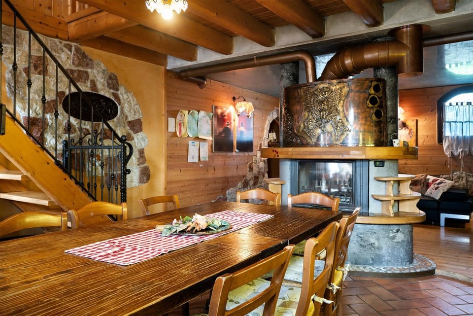 Property building, Living room