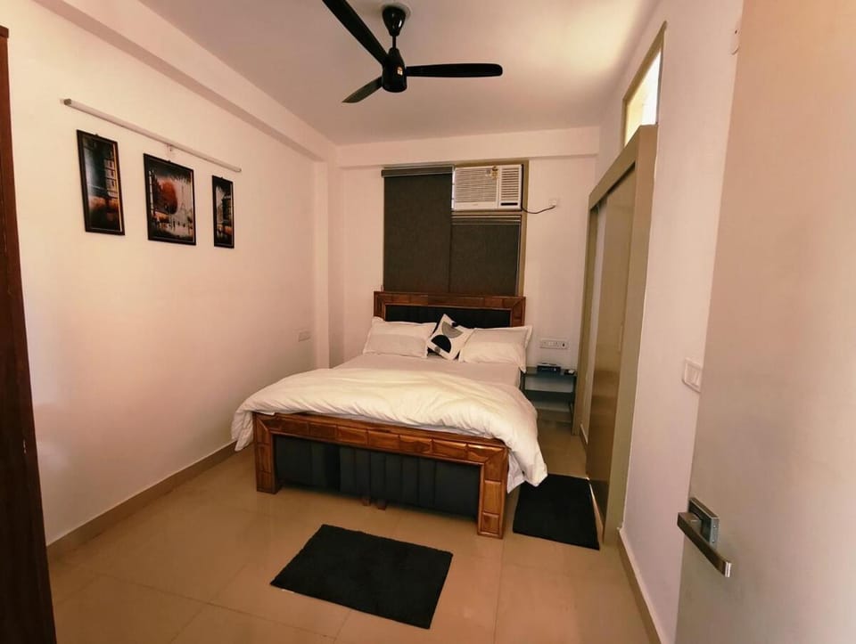 Exotic Bliss for comfort stay Apartment in Noida