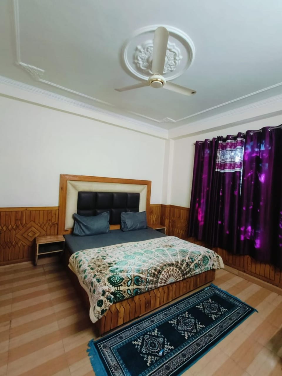 Diya Palace Kasol with Parking in Main kasol Bed and Breakfast in Himachal Pradesh