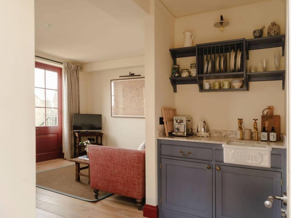 Luxury Apartment with Roof Terrace - Cotswolds Apartment in Stow-on-the-Wold