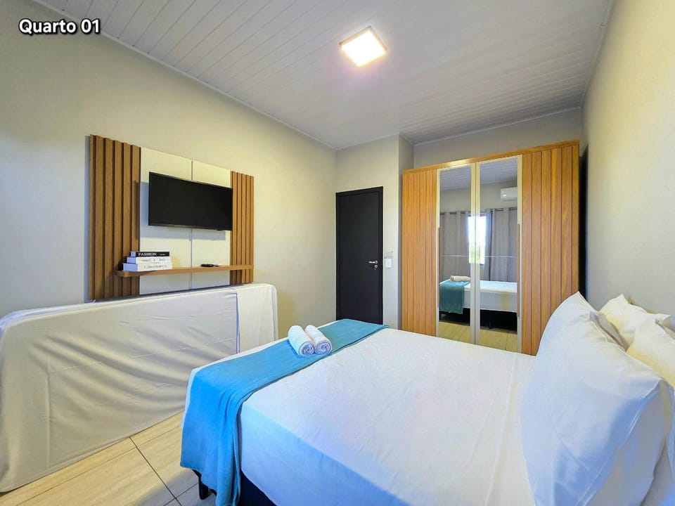Casa 3 Quartos Churrasqueira com Sinuca prox PY House in Foz do Iguaçu