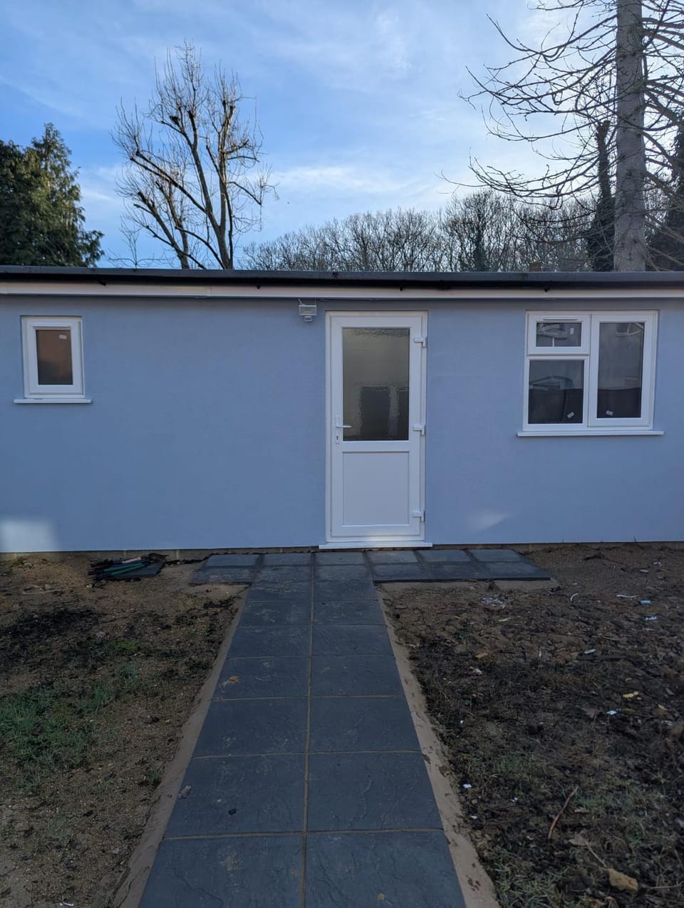 Calm private outhouse, fast London access Bed and Breakfast in Watford