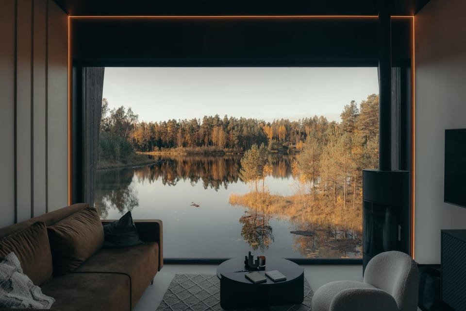 Living room, Lake view