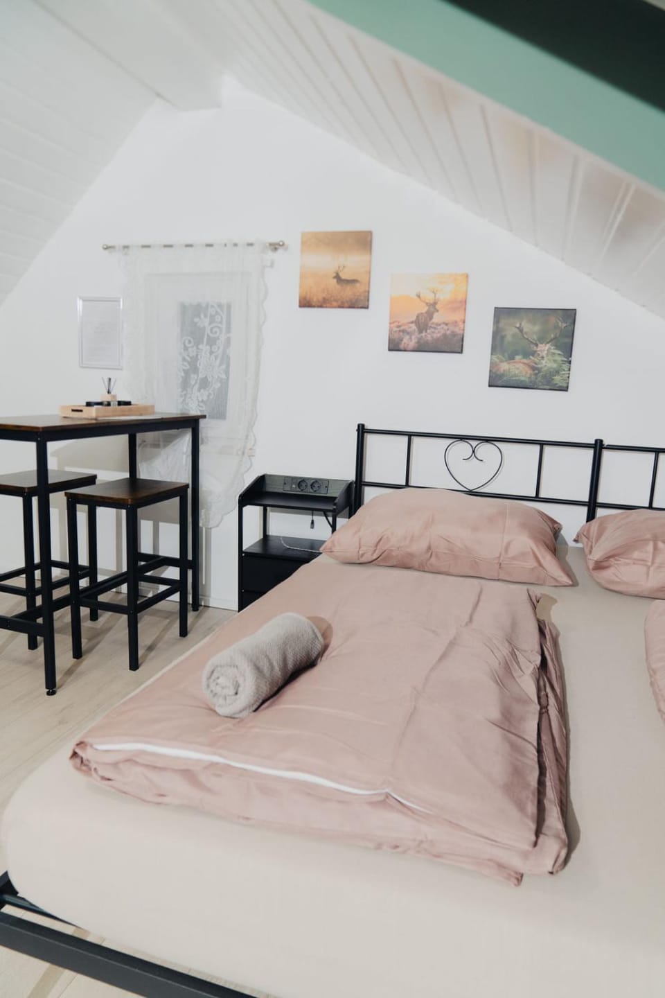 Doppelzimmer 3 Balance - Suhitha´s Gästehaus Villingen-Schwenningen House in Villingen-Schwenningen