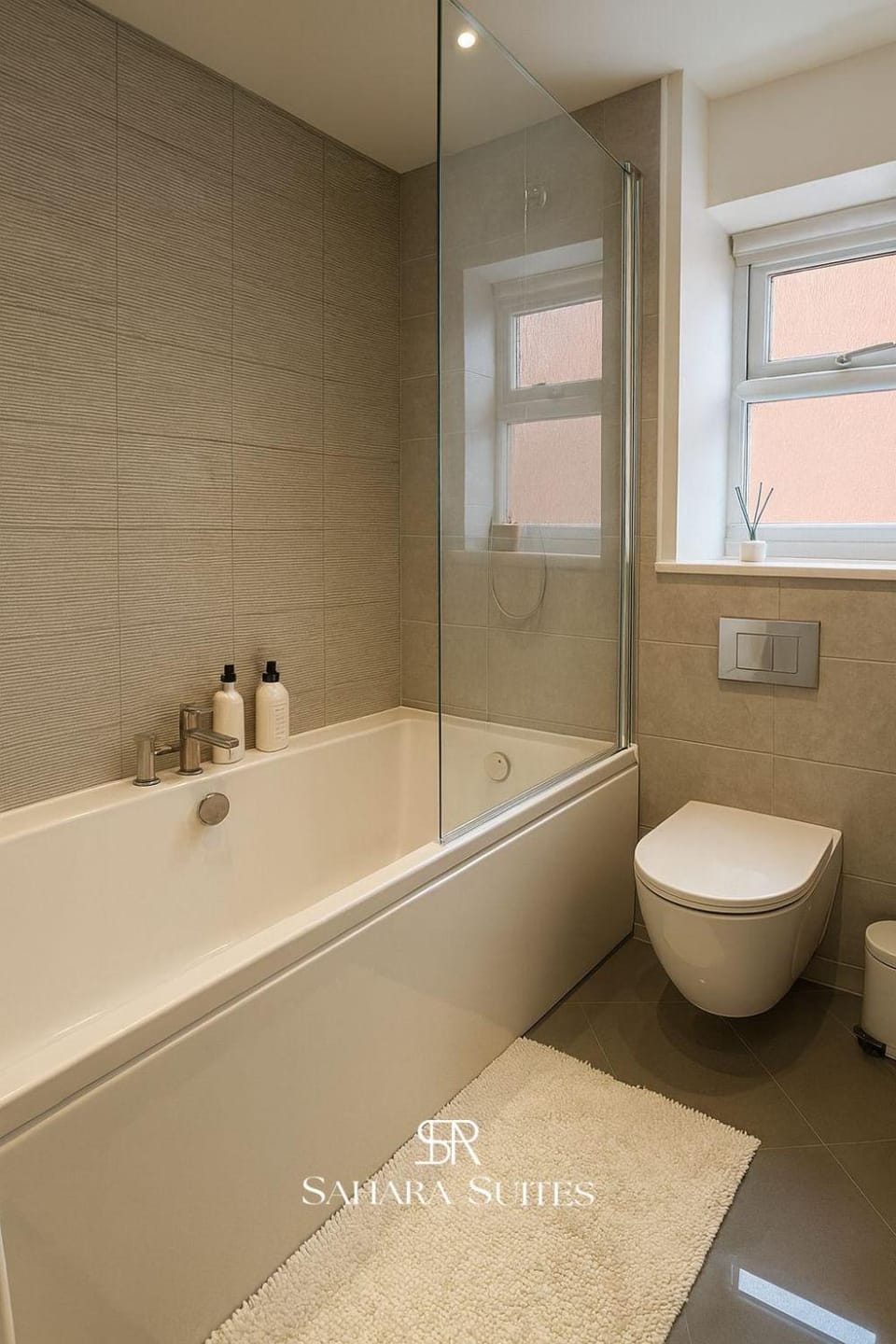 Shower, Toilet, Bathroom, Bath, towels