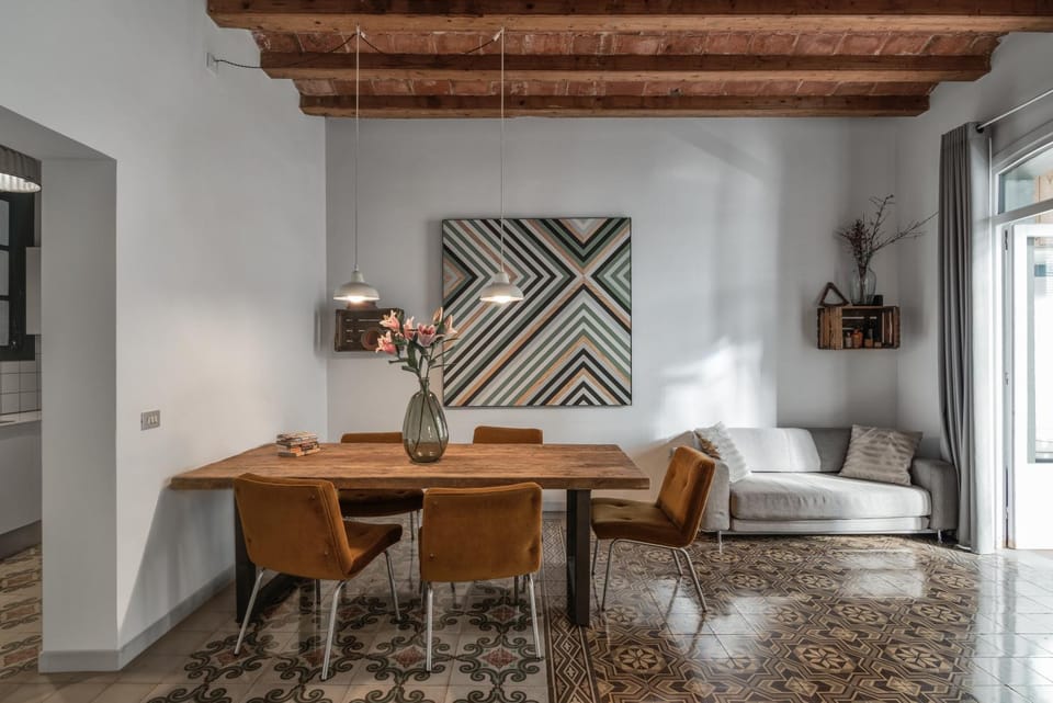 Living room, Dining area