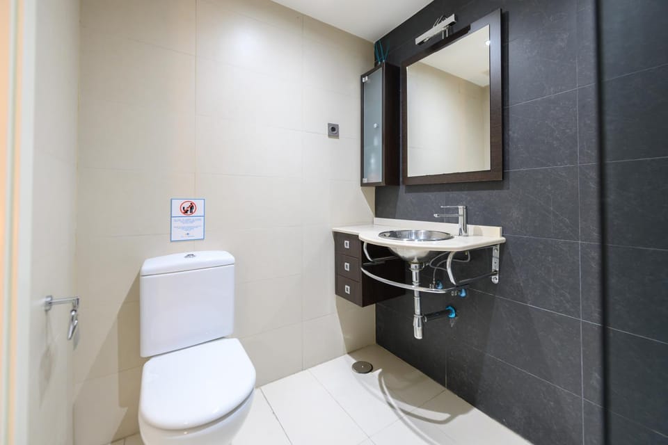 Acogedor Dúplex con Cocina Abierta y Suite Privada en Madrid LDM11034 Apartment in Madrid