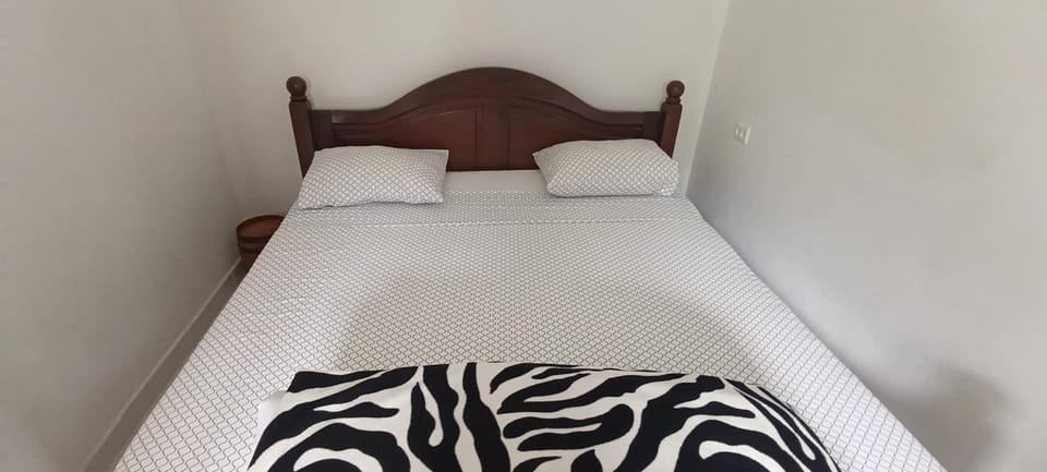 Bed, Decorative detail