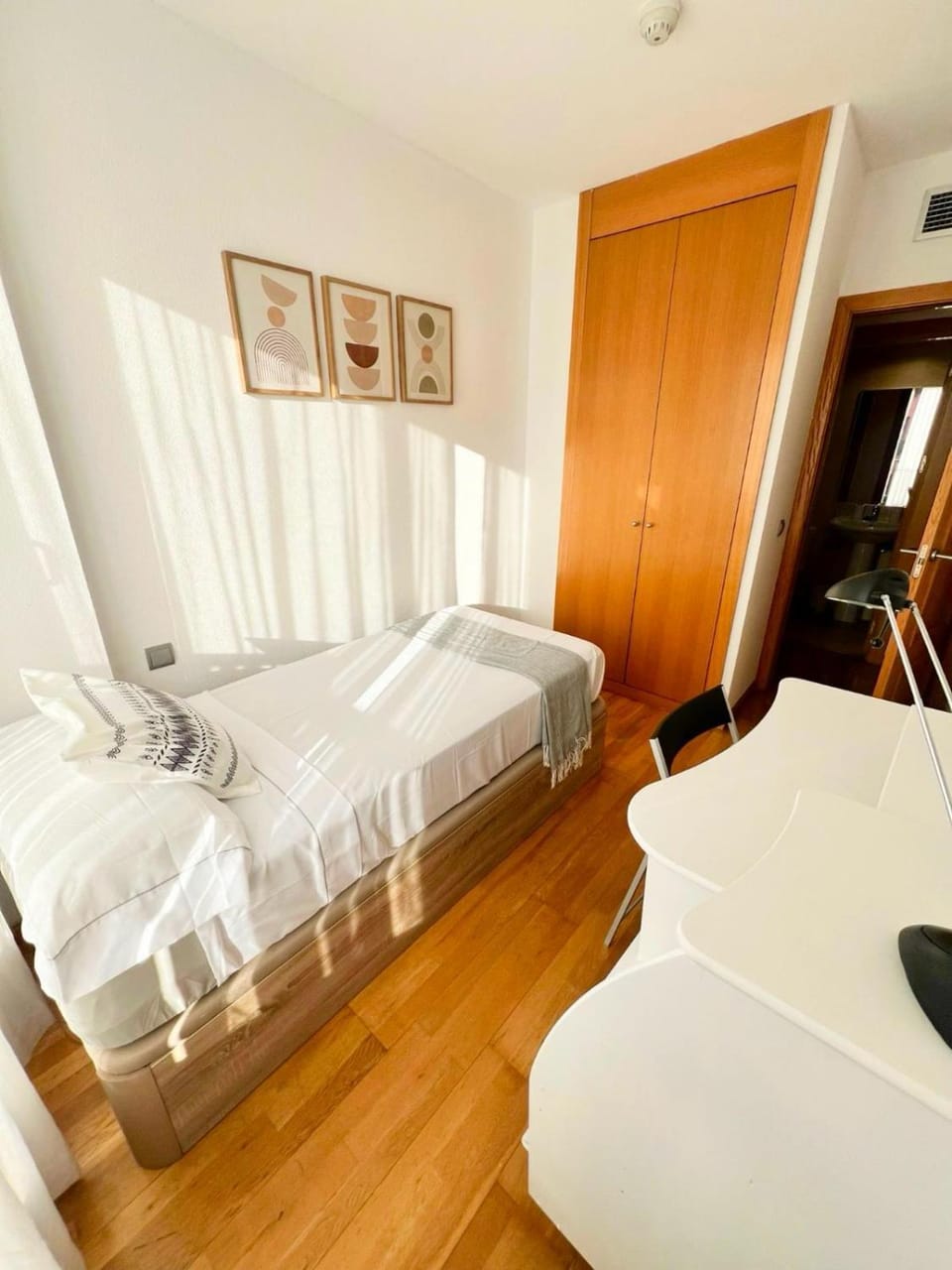 Espectacular piso Wanda Ifema Aropuerto by beBalmy Apartment in Madrid