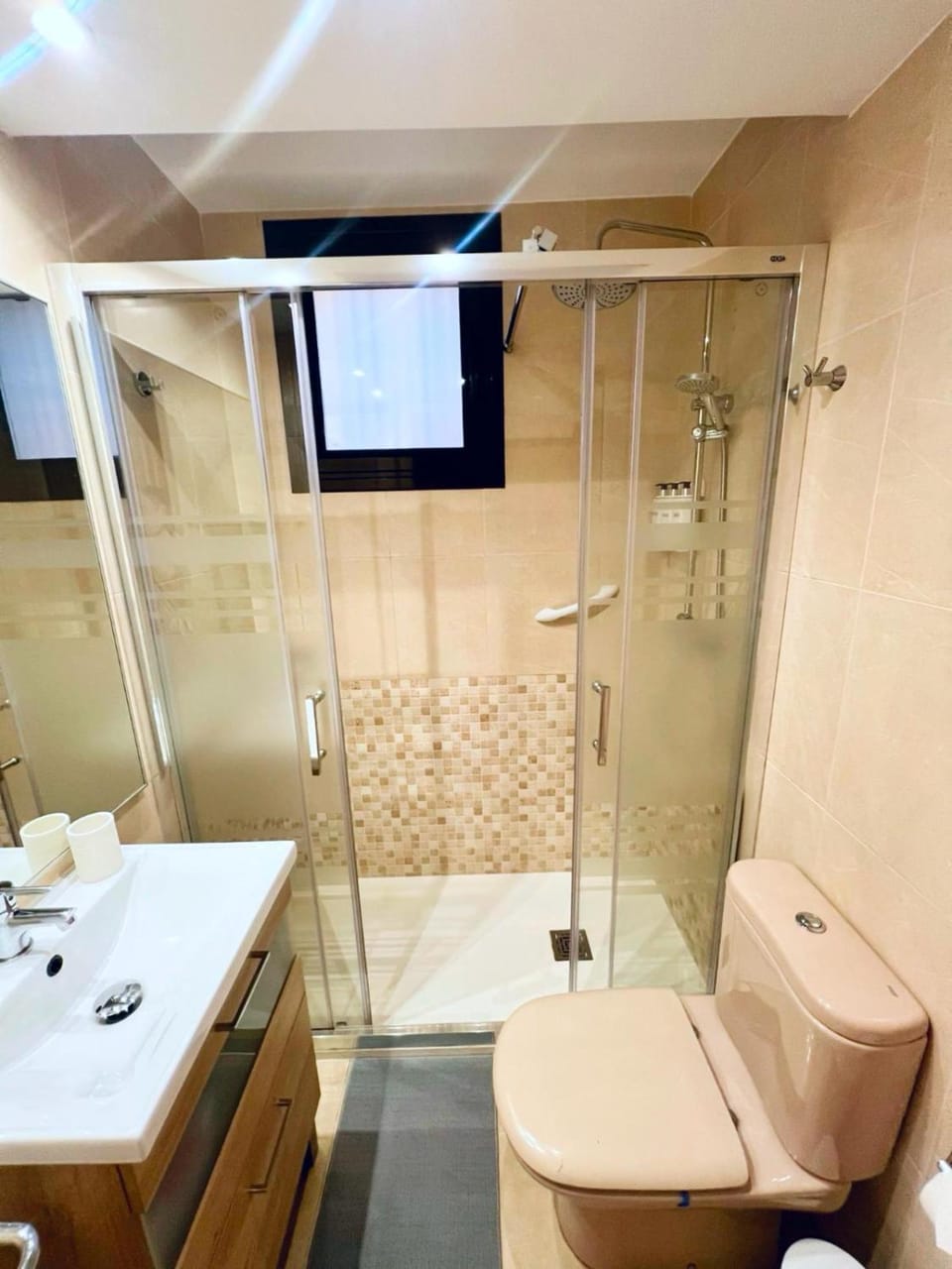 Espectacular piso Wanda Ifema Aropuerto by beBalmy Apartment in Madrid