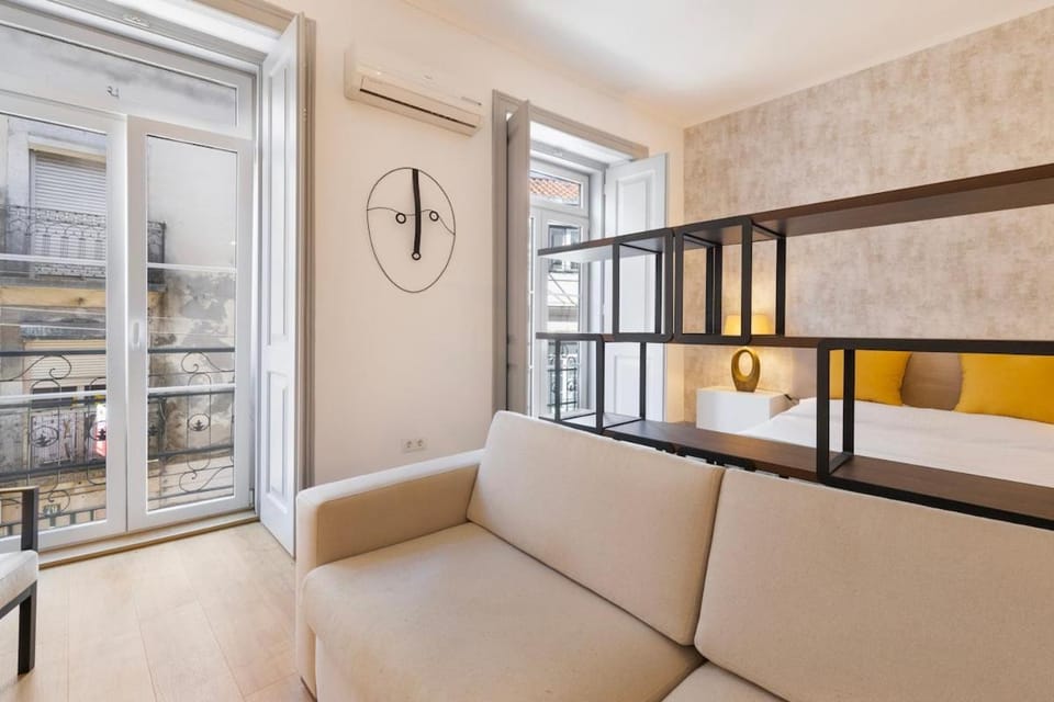 Colosseum Building - Theta Apartment in Lisbon