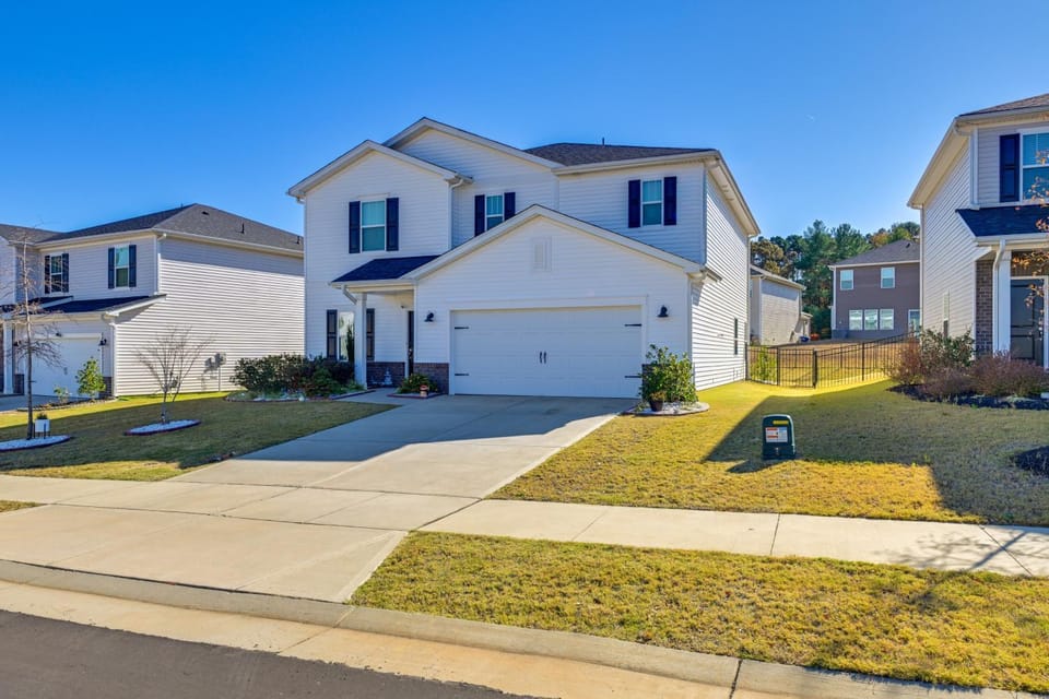 Pool Access + Patio: Quiet Home Near Lake Norman House in Mooresville
