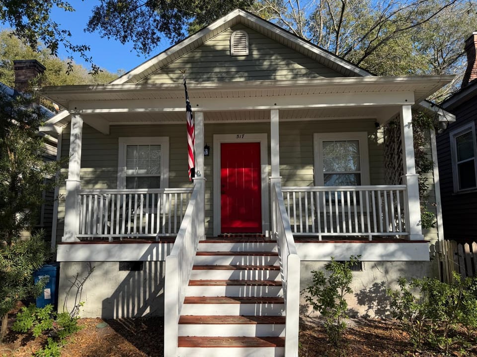 Downtown 3 BR, 2 BA newly renovated home close to Castle St House in Wilmington