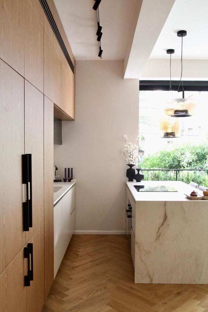 Kitchen or kitchenette, stove