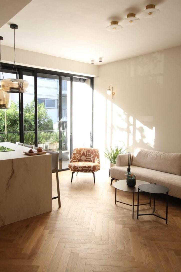 Living room, Seating area, Dining area