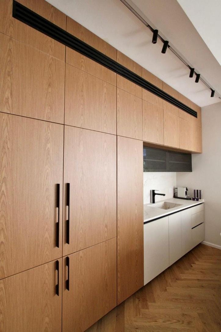 Coffee/tea facilities, Kitchen or kitchenette, stove