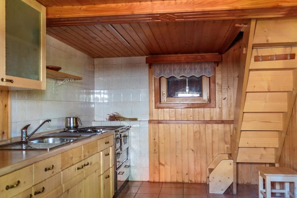 Mountain lodge Pokljuka Chalet in Slovenia