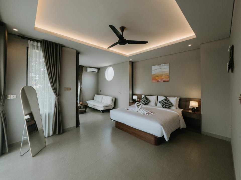 Property building, Bedroom, VIP