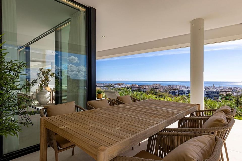 Ground Floor, Sea View Apartment at Estepona Hills! Apartment in Costa del Sol