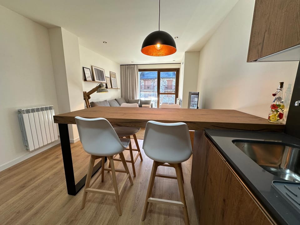 Kitchen or kitchenette, Living room, Dining area