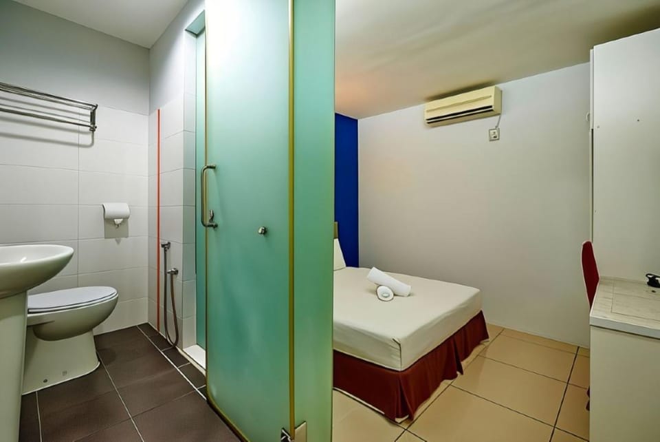 Pillows Plus - PJ KD Hotel in Petaling Jaya