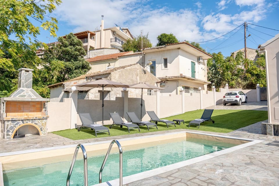Garden view, Swimming pool, Parking, sunbed