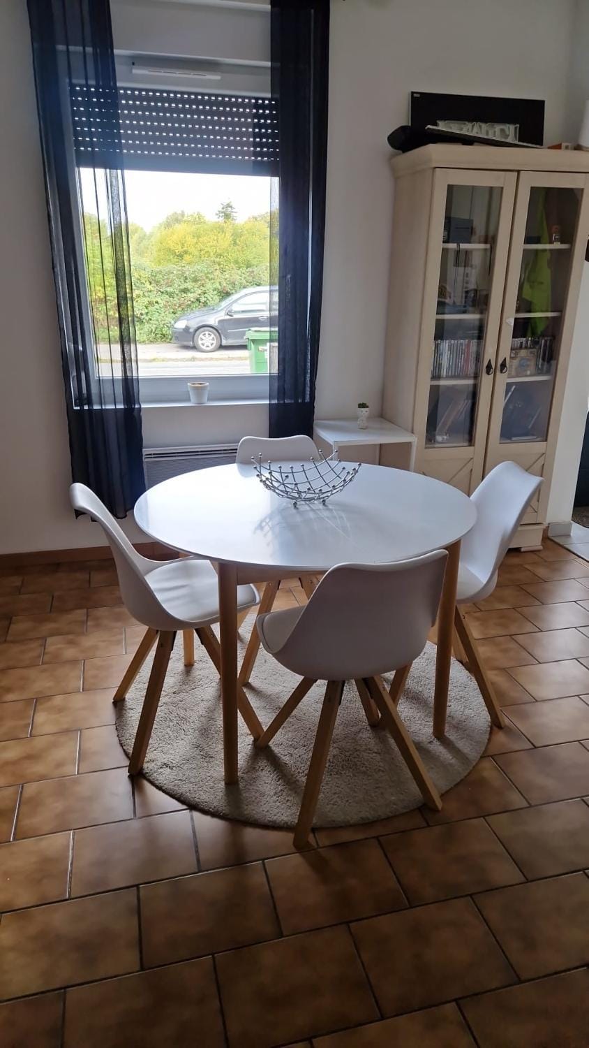 Room New Zealand Vacation rental in Hauts-de-France