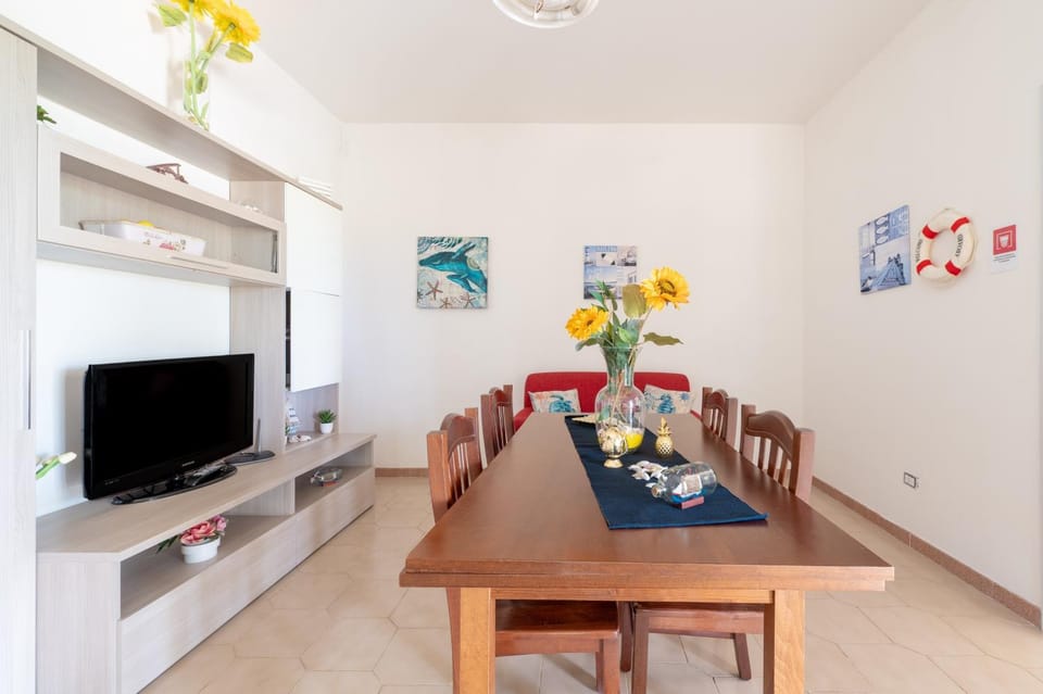 Claudia Bay Villa House in Torre Lapillo