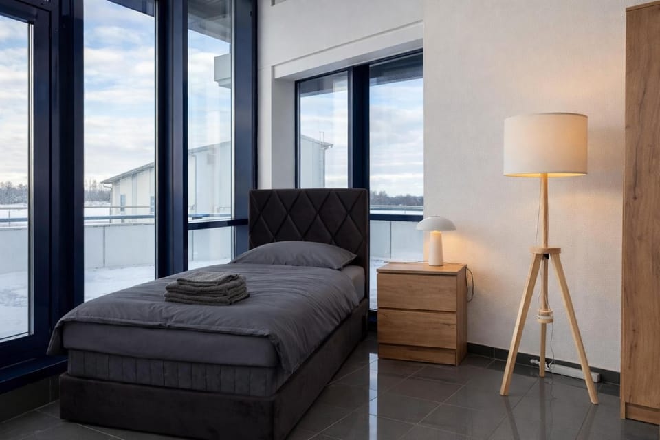Bed, Balcony/Terrace, Photo of the whole room, Bedroom