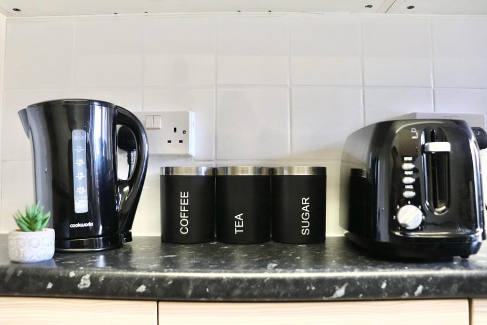 Coffee/tea facilities, Kitchen or kitchenette, toaster