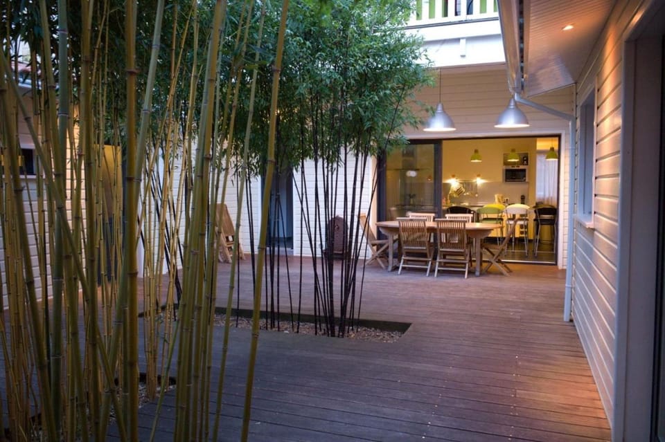 Facade/entrance, Balcony/Terrace