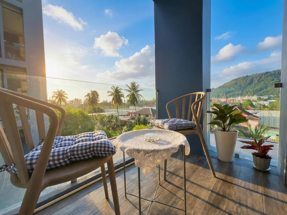 The Kamala View Apartment in Kamala