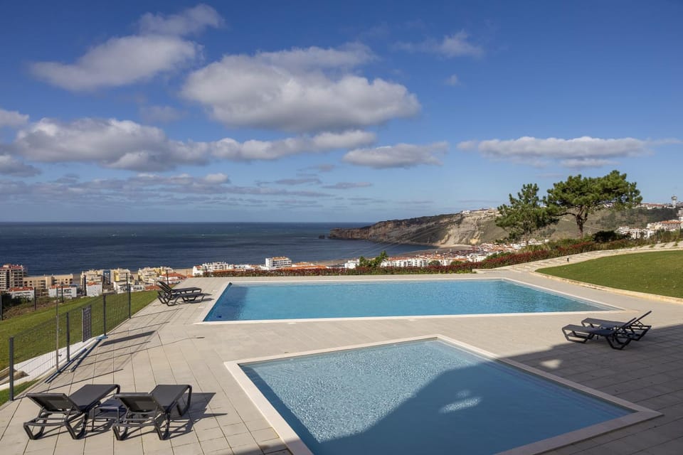 Natural landscape, Pool view, Sea view, Swimming pool, sunbed
