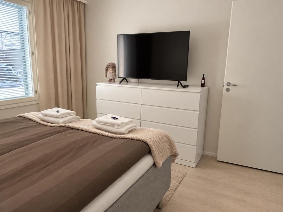 TV and multimedia, Bedroom