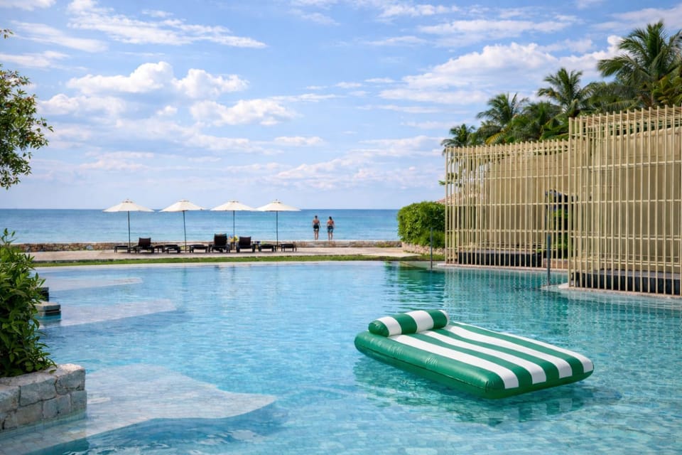 Beach, Sea view, Swimming pool, Sunset, sunbed
