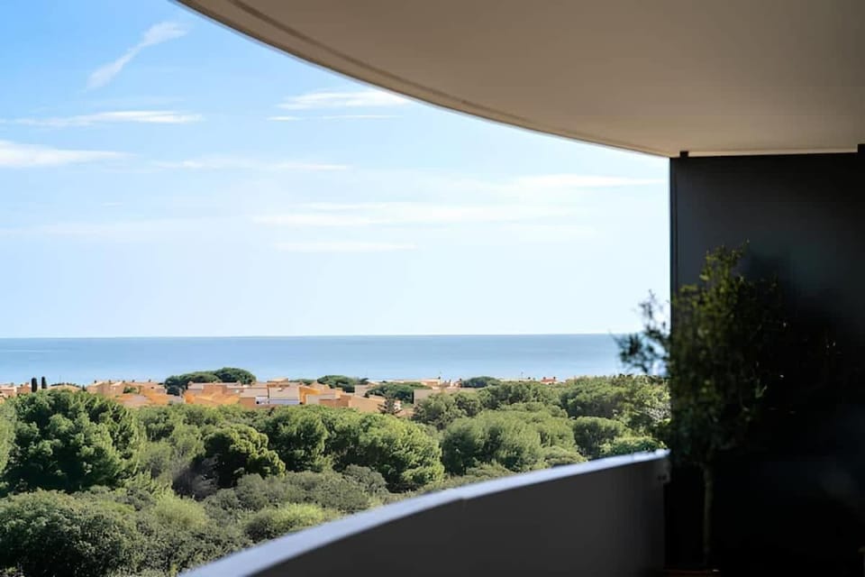 L'horizon T4 vue mer rooftop balcon garages Apartment in Agde