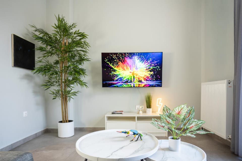 100 Mbps|Smart TV|A/C|Self Check In|Full Kitchen Apartment in Thessaloniki