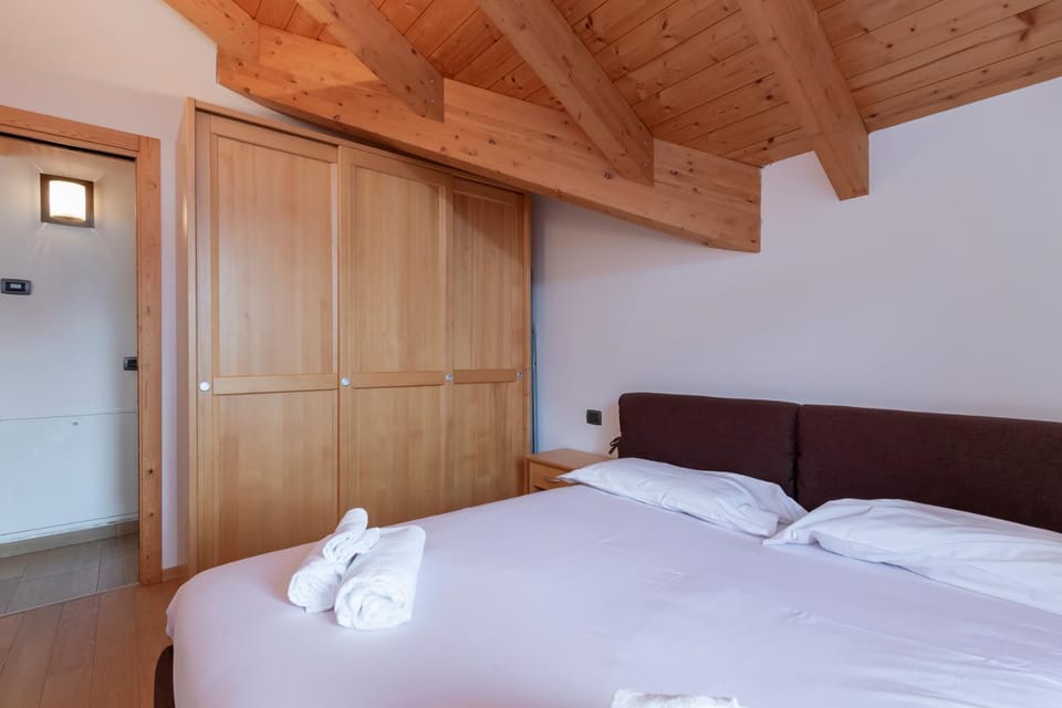 Cadore Accogliente Mansarda a 20m dalle Piste Aprica Apartment in Aprica