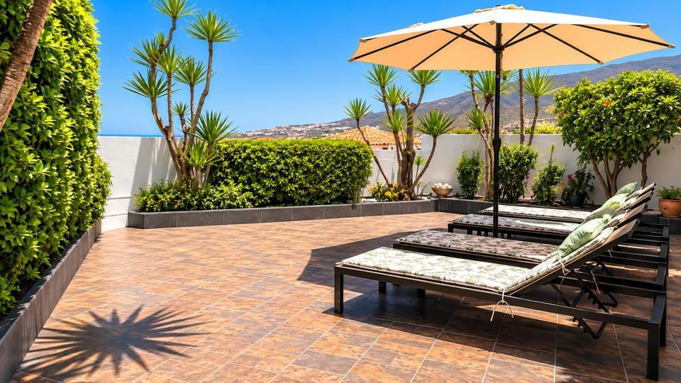 Garden, Solarium, Balcony/Terrace