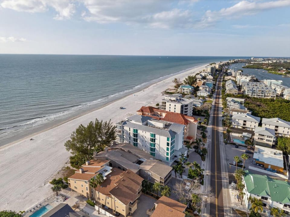 Pipers Run Unit 6 House in Indian Shores