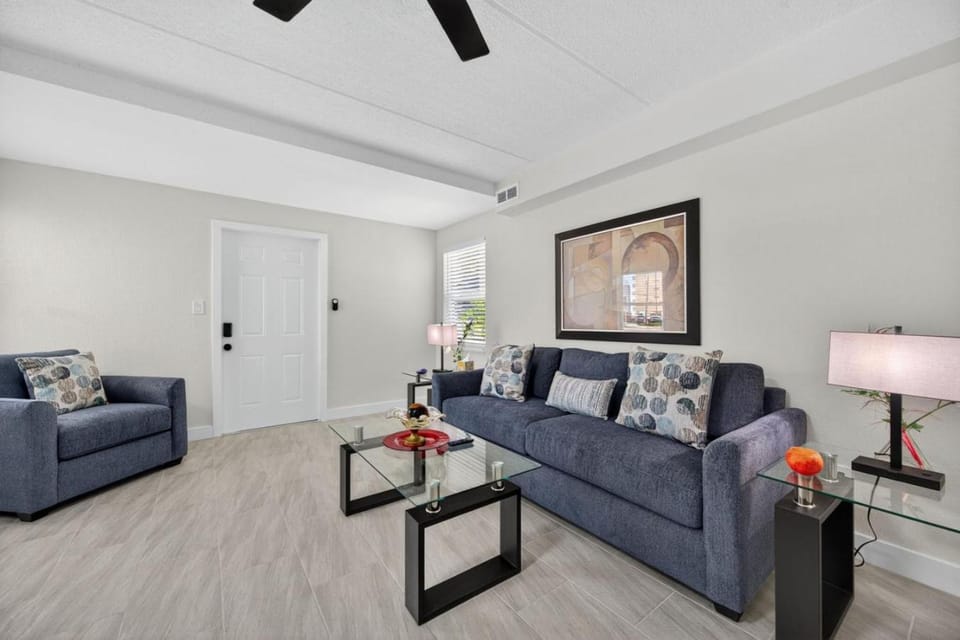 Sunset Beach Suites Unit 1 House in Madeira Beach