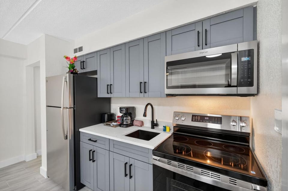 Sunset Beach Suites Unit 1 House in Madeira Beach