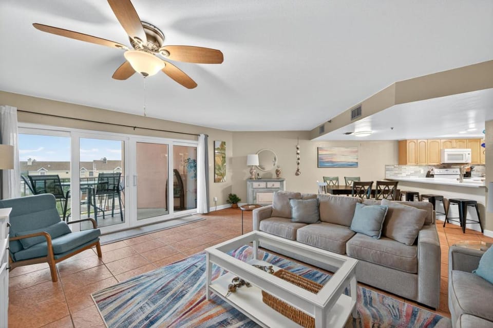 Reef Club Unit 405 House in Indian Rocks Beach