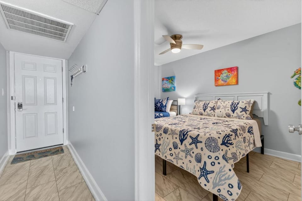 Holiday Villas II Unit 413 House in Indian Shores