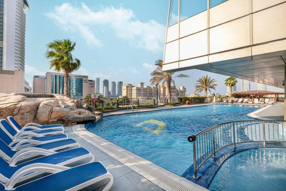Day, Pool view, Swimming pool, Swimming pool, sunbed